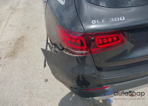 2020 Mercedes-Benz Glc 300 4Matic from USA, damaged, VIN W1N0G8EBXLF806278